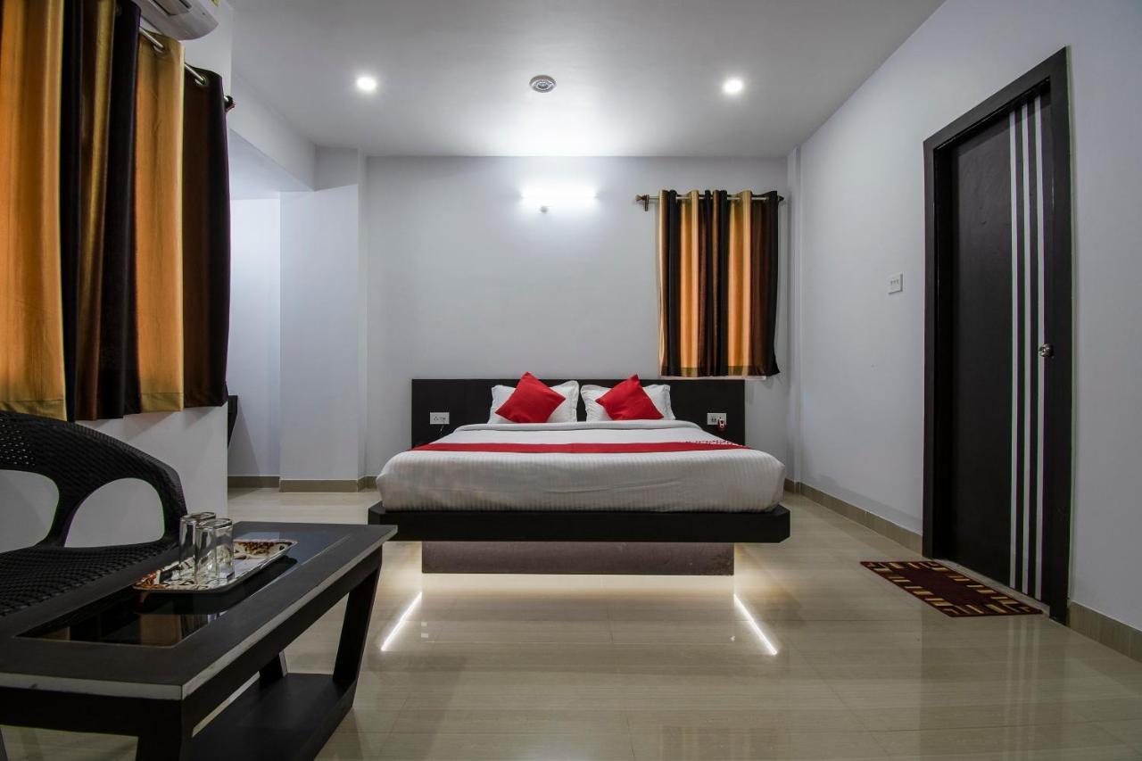 Oyo 26974 Hotel S G International Patna  Zewnętrze zdjęcie
